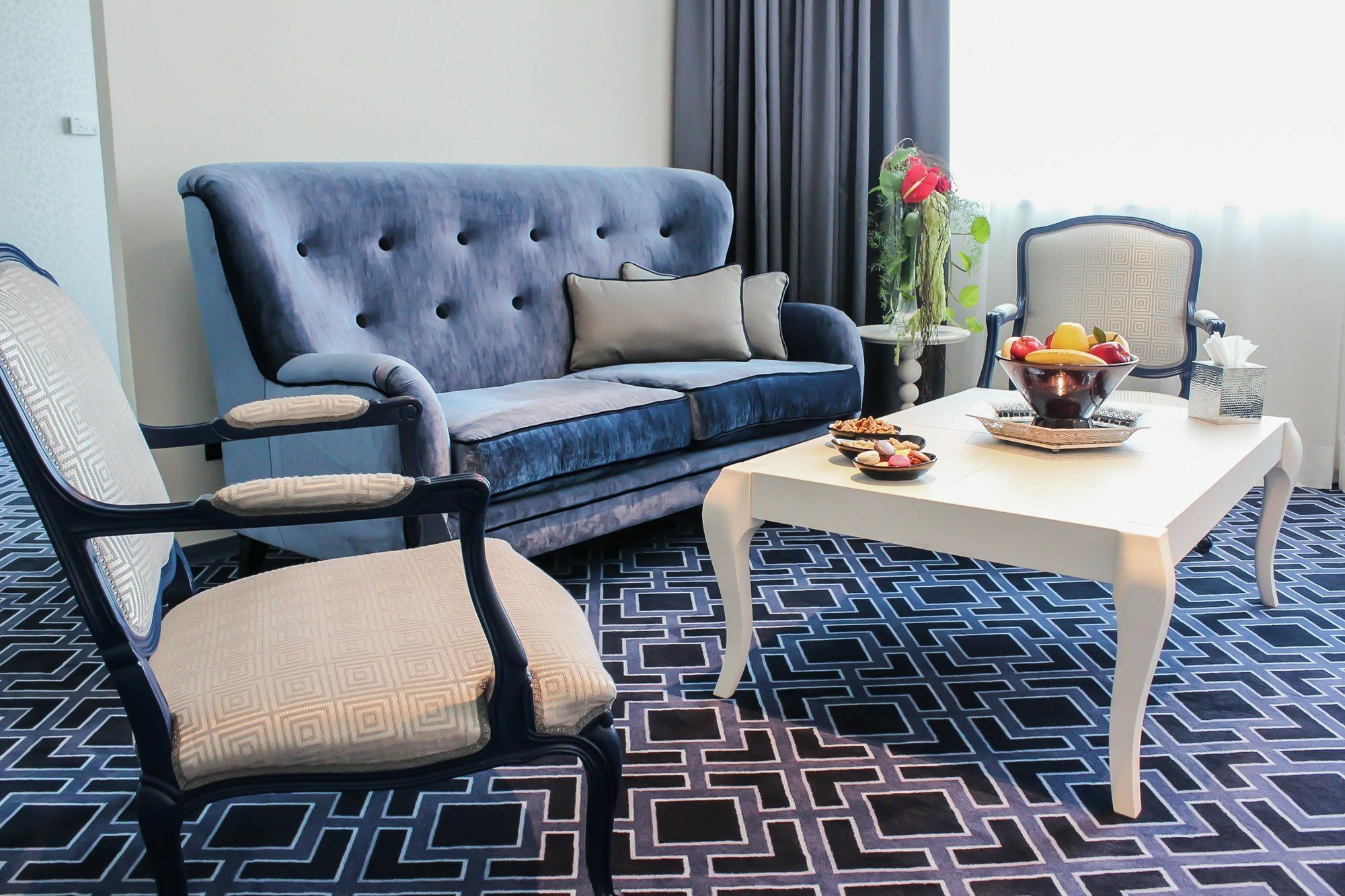 Grand Mogador City Center Casablanca Ngoại thất bức ảnh A suite at the hotel