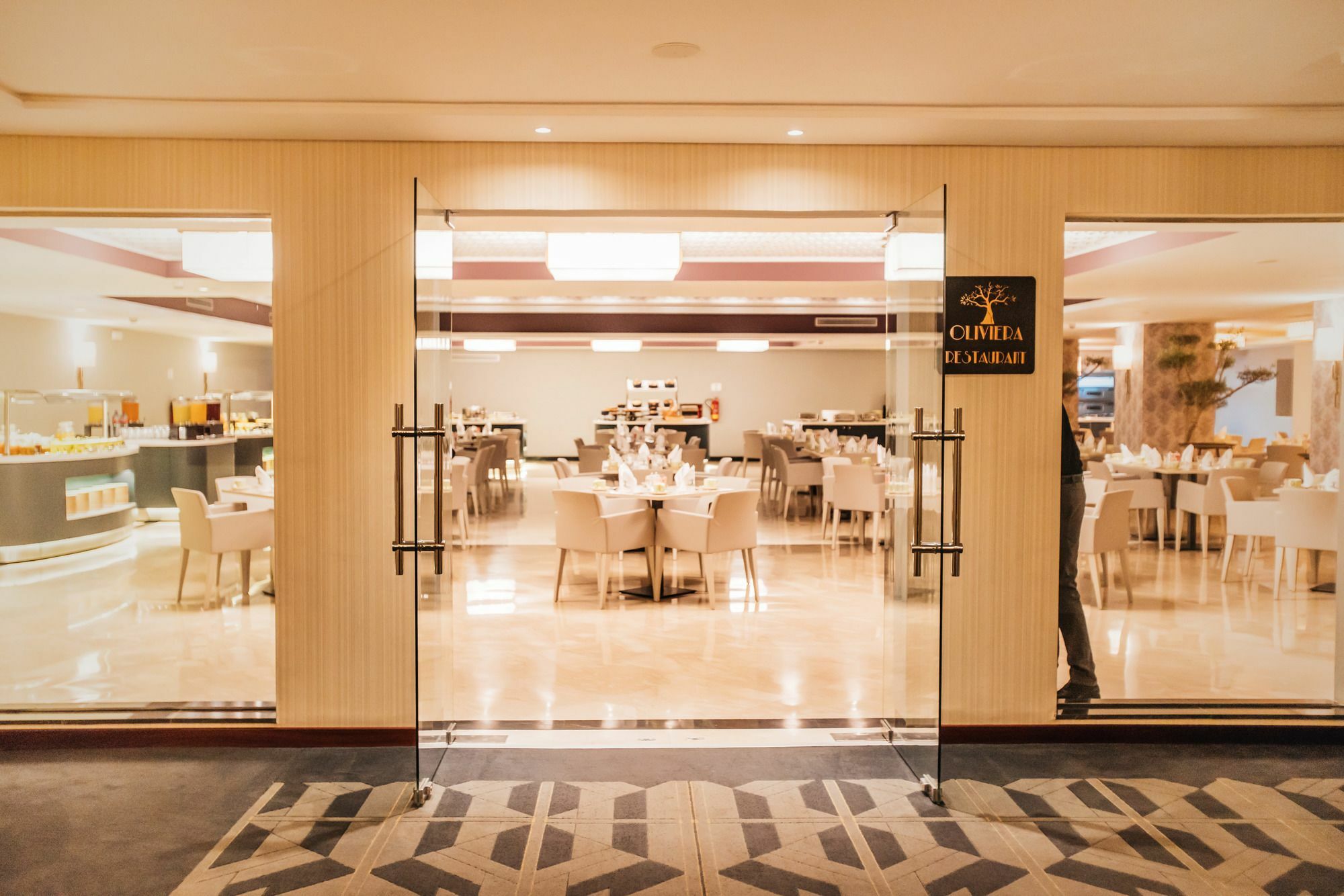 Grand Mogador City Center Casablanca Ngoại thất bức ảnh The restaurant